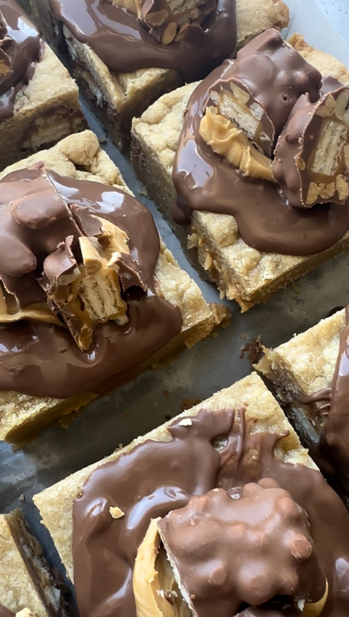 Loaded PB & Picnic Cookie Slice